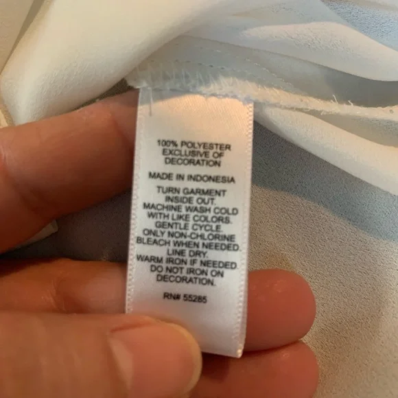 Express Portofino shirt. Slim fit. Cream color. Size S. - Picture 6 of 8